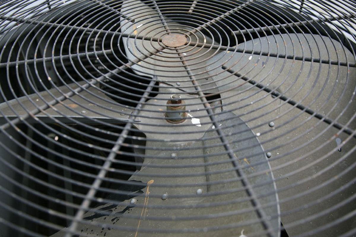 5 Signs It's Time to Replace Your AC Unit