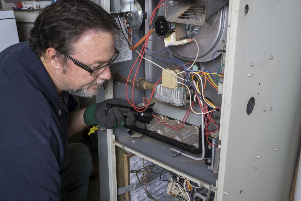 Watch for these signs to know when your furnace needs repairs