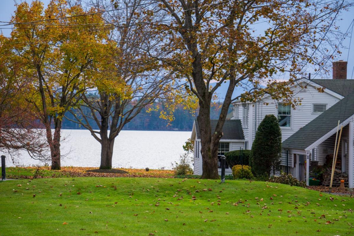 The ultimate end-of-season guide to closing your lake home for winter